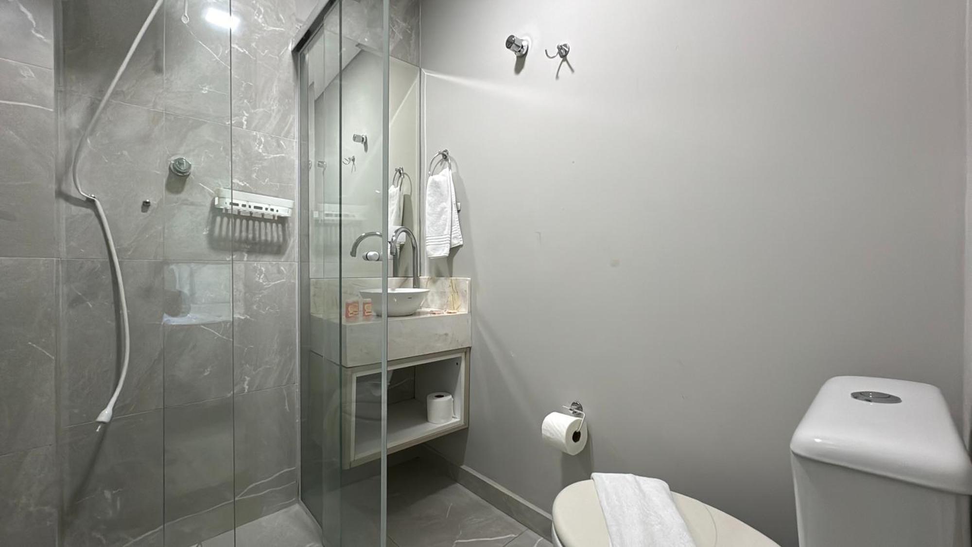 4- Studio Para Casal. Otima Localizacao Curitiba Bagian luar foto